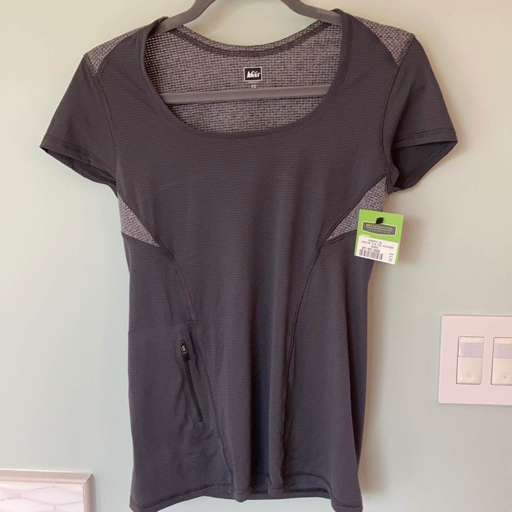 REI athletic top